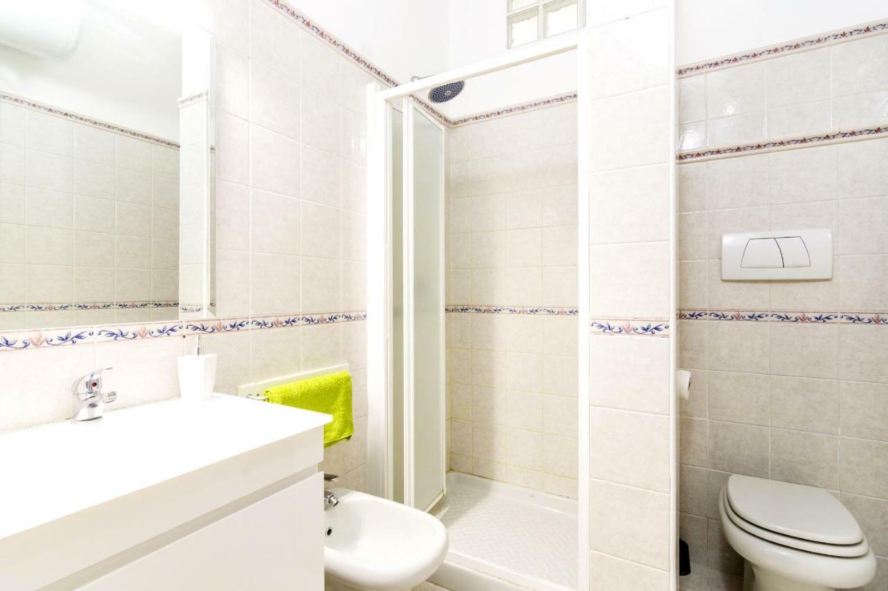 Flat Near Central Station Милано Екстериор снимка